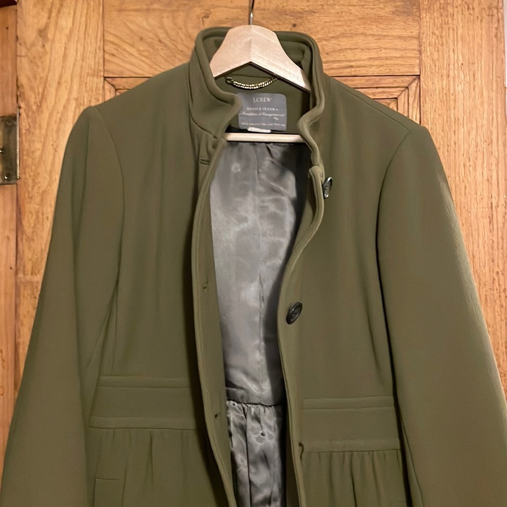 J. Crew Insulated Winter Coat Women’s size 12 Olive Green
